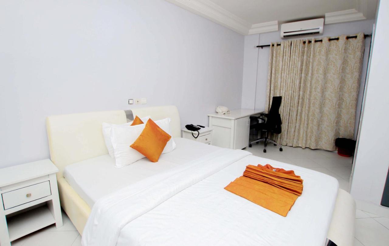 Hotel Galilee Cotonou Exterior photo
